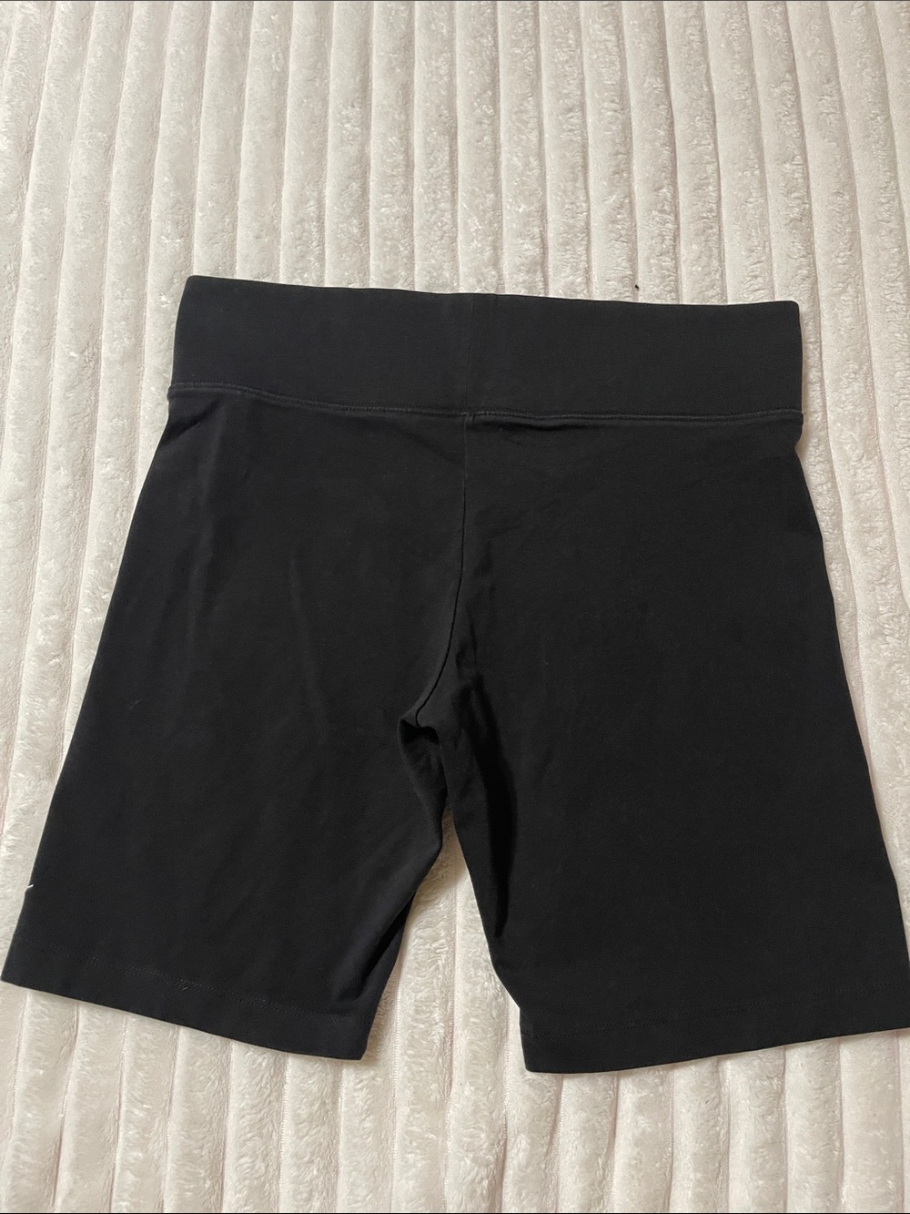 Nike Black Mid-Length Performance Bike Shorts with White Swoosh | Size XL - Picture 5 of 6